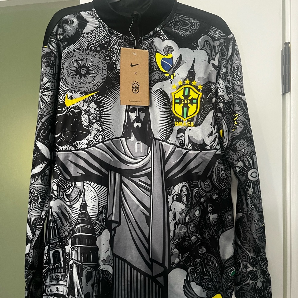 Nike Kids Matching Set Black Gray with Yellow Accents - Brazil Crest